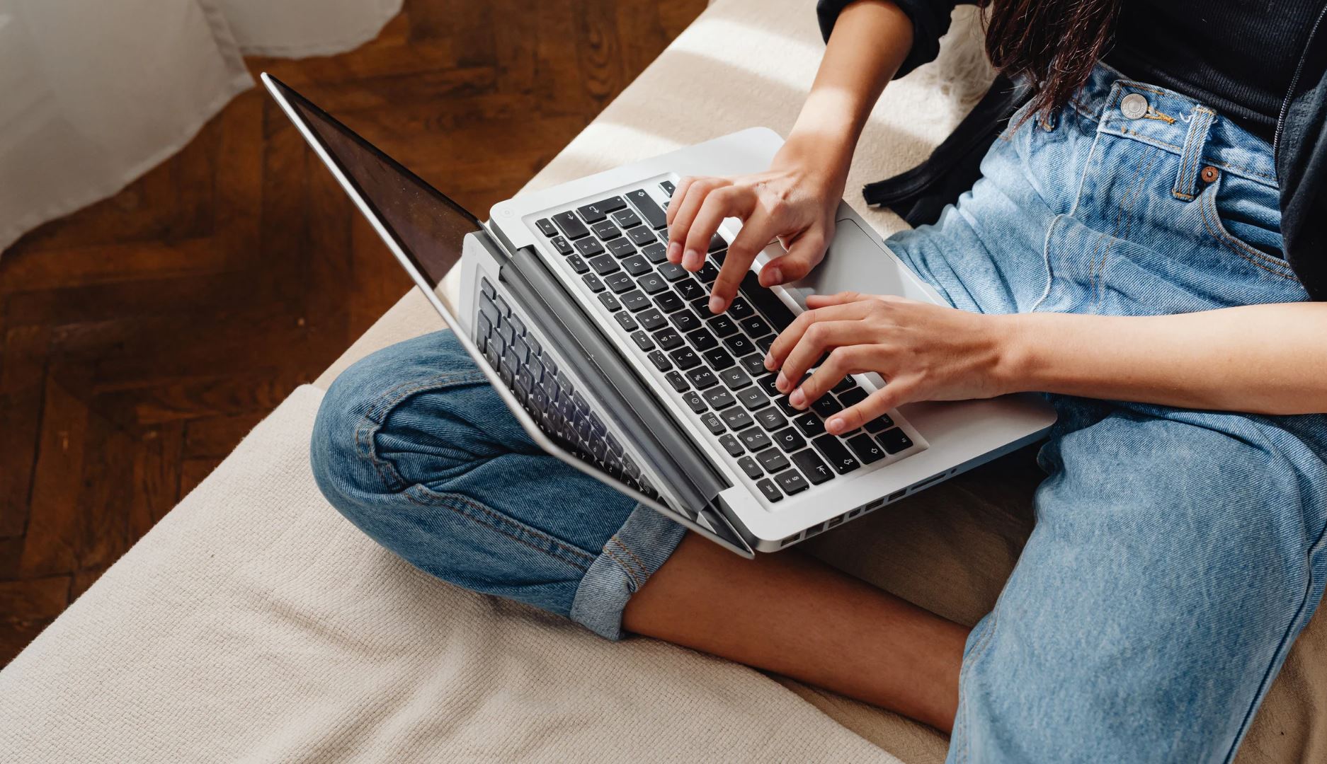 Text umschreiben mit KI: Tools und Tipps