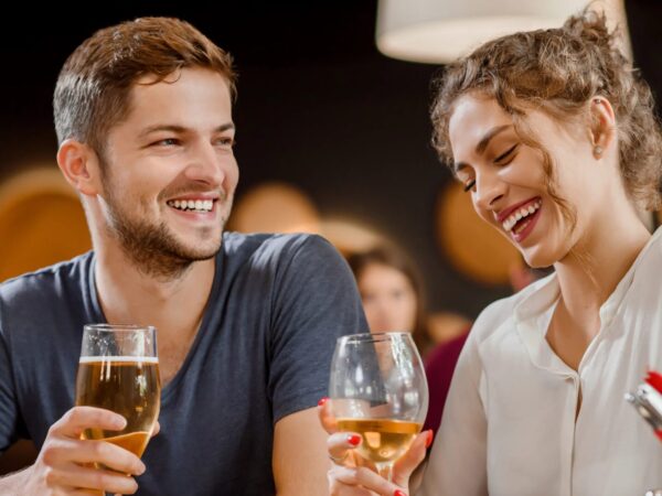 Kissing Booth Schauspieler und ihre Rollen in der beliebten Netflix-Reihe